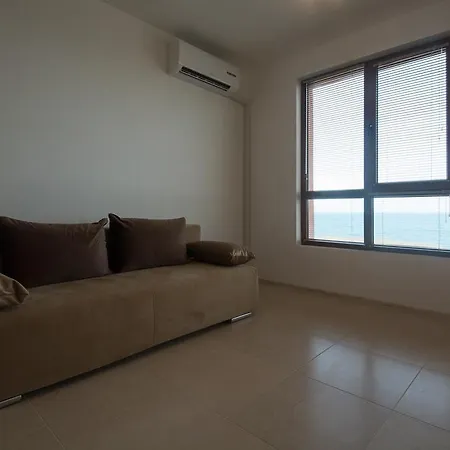 Sunrise Apartament *